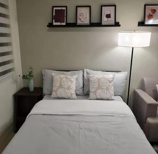Cute Unit W/ Big Windows - B Morgan T1 Apartment *