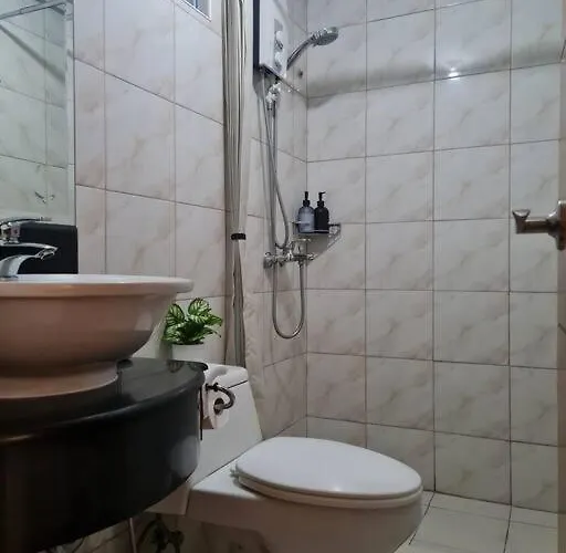 Cute Unit W/ Big Windows - B Morgan T1 Apartment Manila