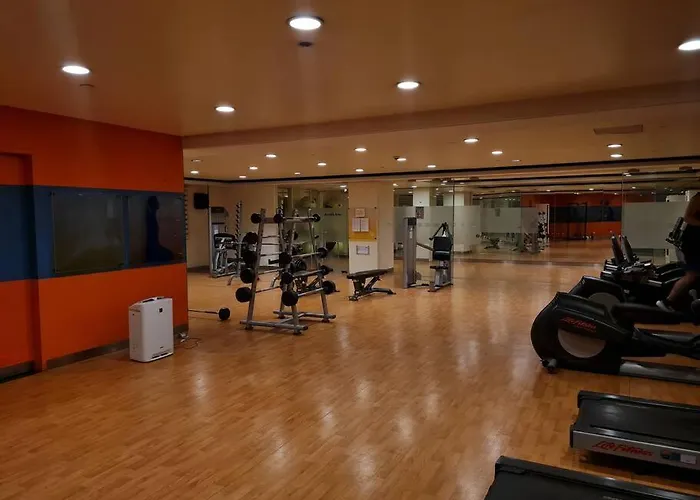 Cute Unit W/ Big Windows - B Morgan T1 Apartment Manila