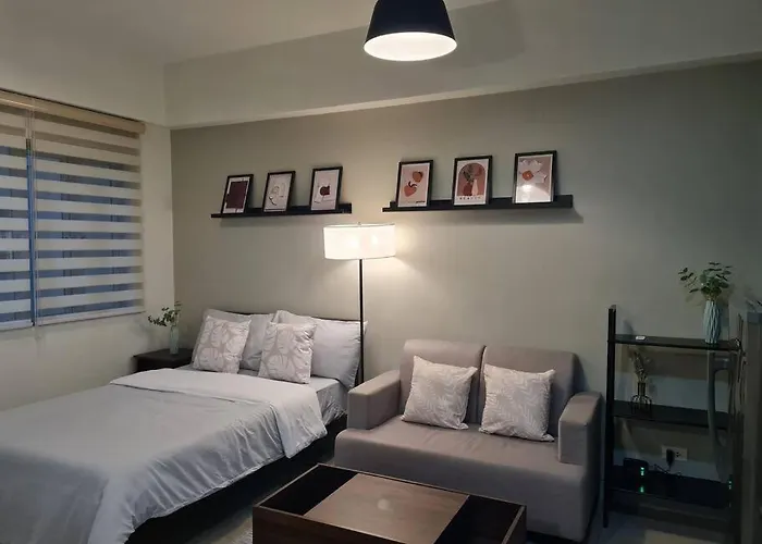 Cute Unit W/ Big Windows - B Morgan T1 Apartment
